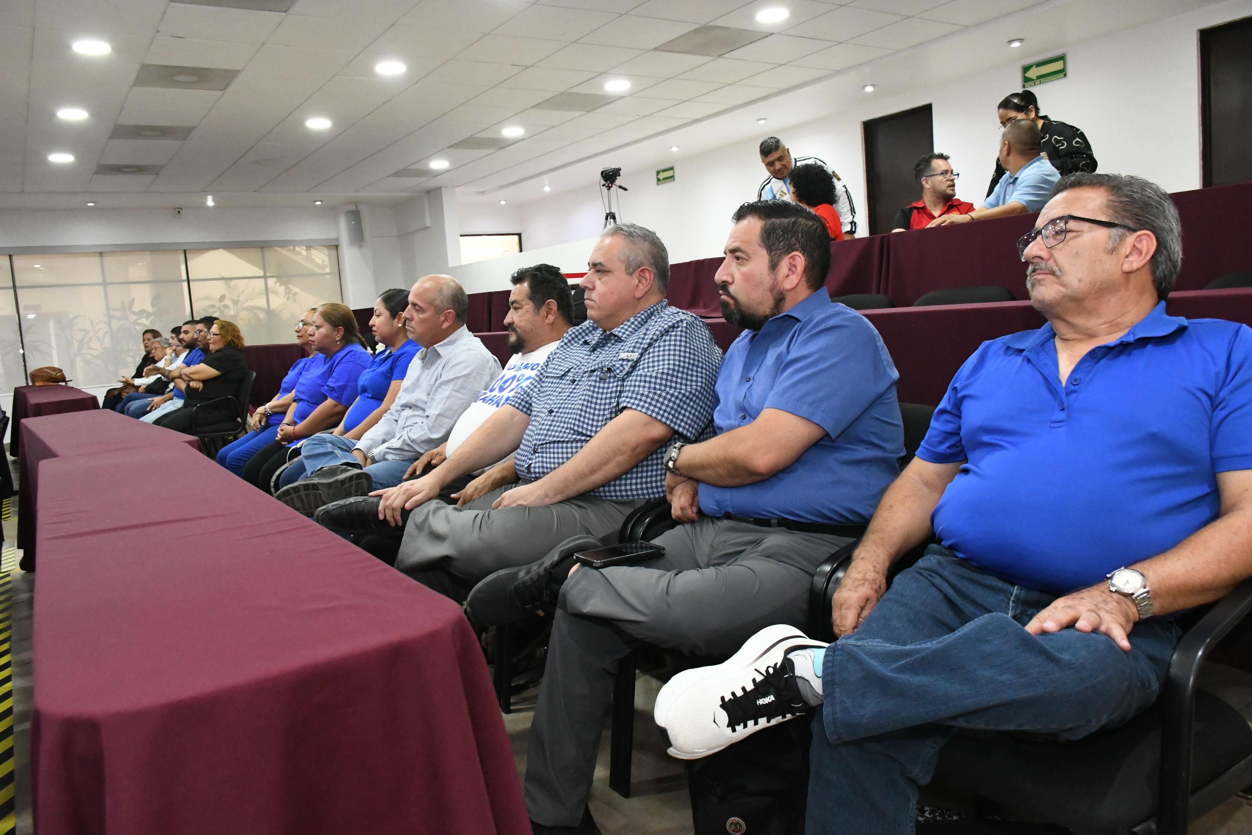Visita compañeros de Tamaulipas, Sección XXXVII